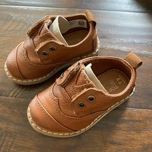 Toms Toddler Brogue Brown Leather Dress Shoes